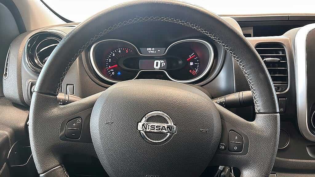 Nissan NV300