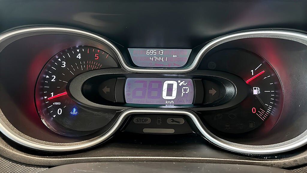 Nissan NV300